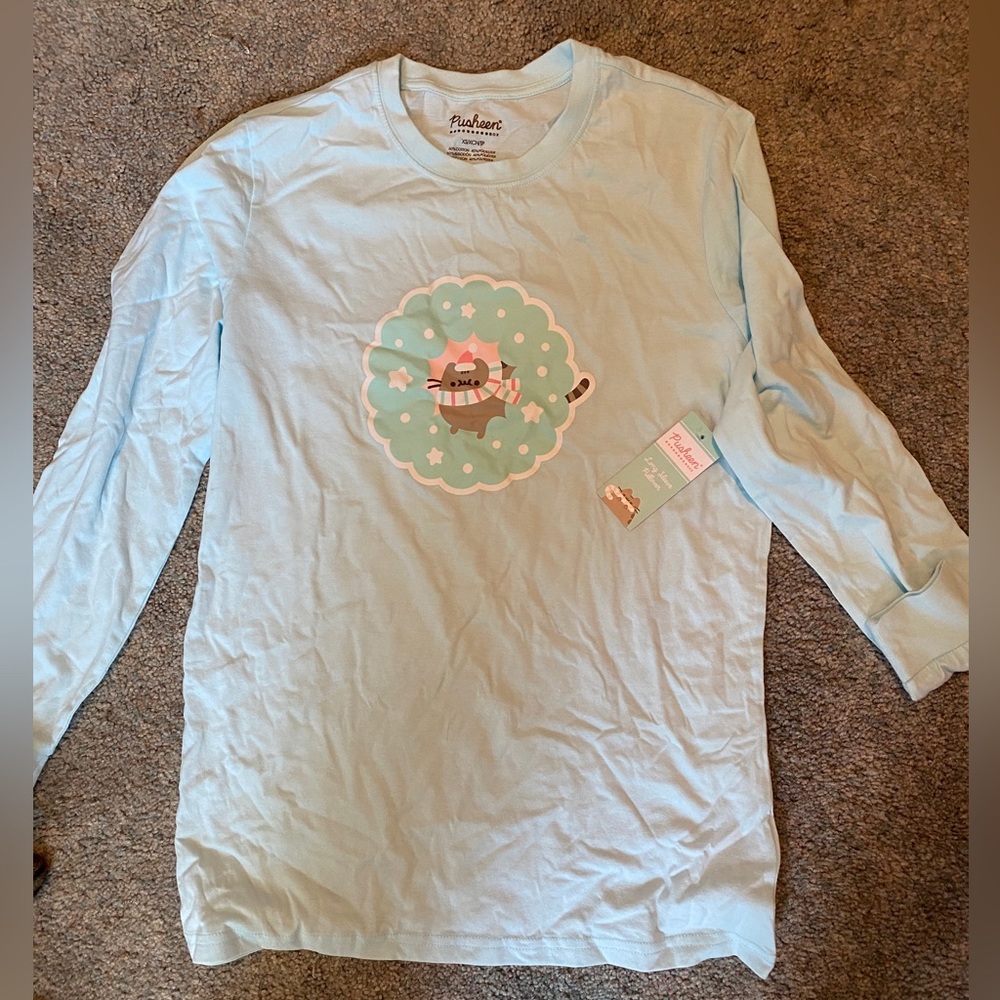 Pusheen long sleeved t-shirt